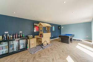 Photo 21- click for photo gallery